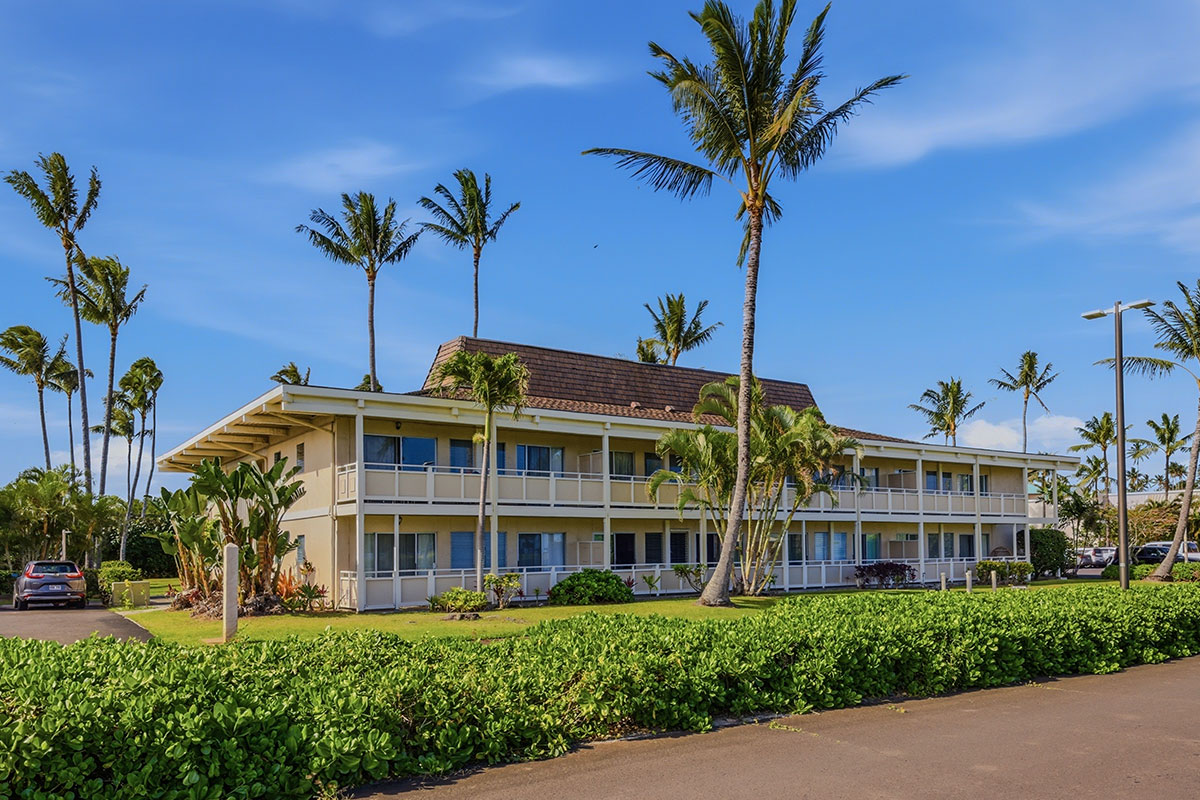 525 Aleka Loop, Unit J2 Kapaa, HI 96746 - Photo 30 of 30 a front view of a building with palm trees