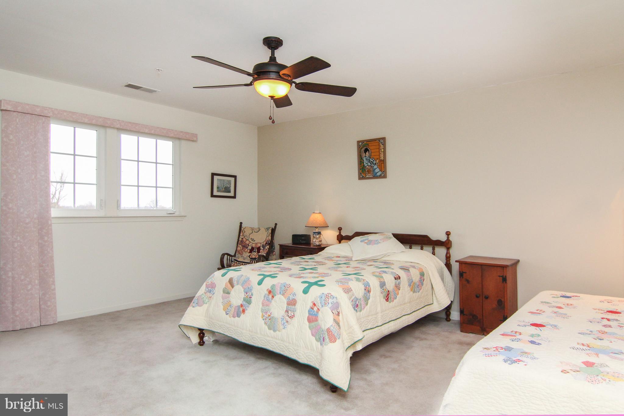 4401 Summer Grape Road Baltimore, MD 21208 - Photo 17 of 30 Bedroom w/ Walk-in Closet