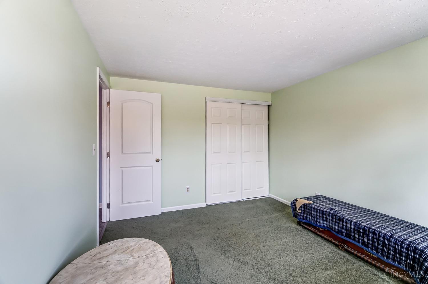 1736 Del Rio Drive Hamilton, OH 45013 - Photo 36 of 56 Gallery Image 36