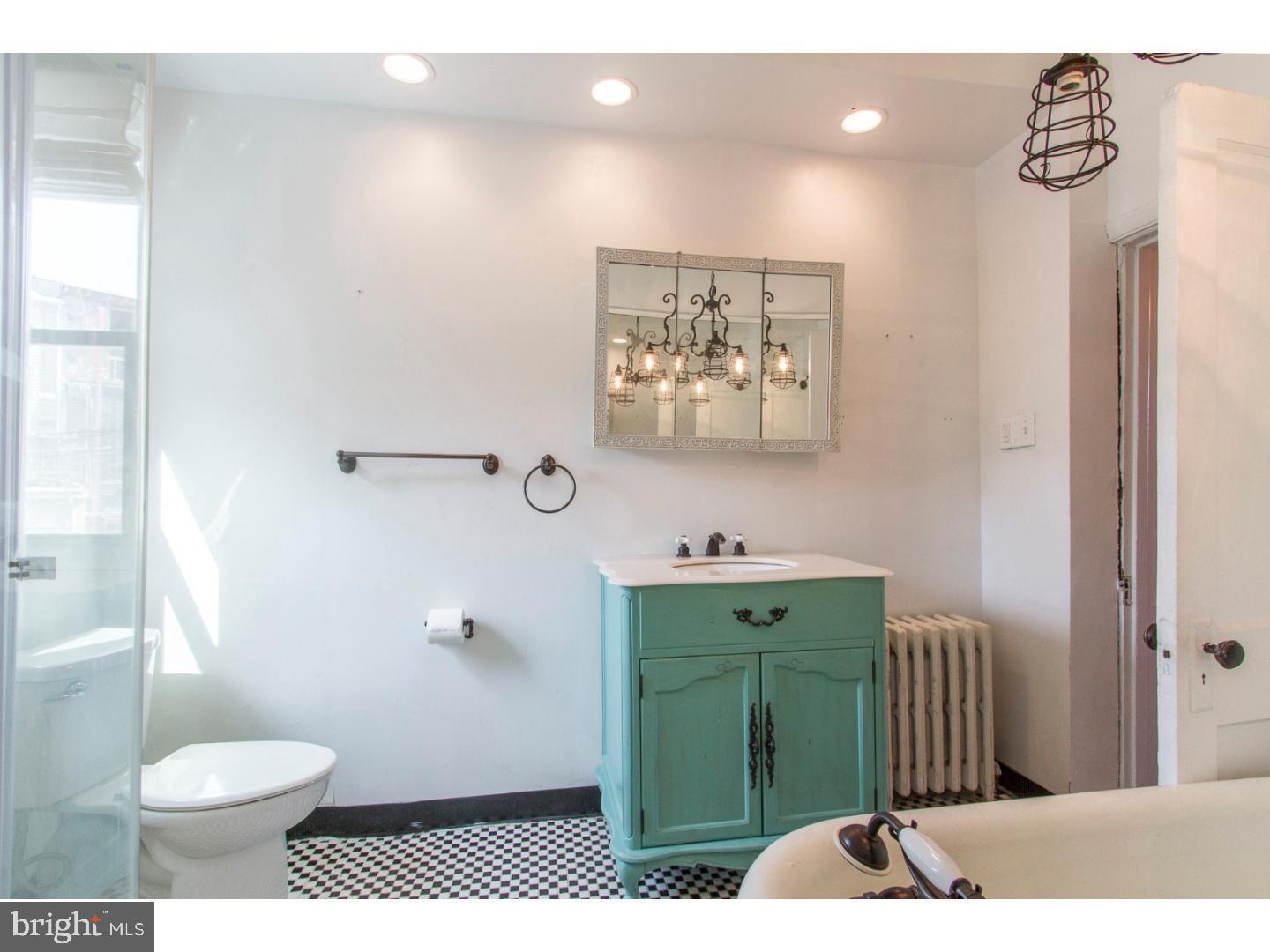 1006 Hope Street Philadelphia, PA 19123 - Photo 12 of 15