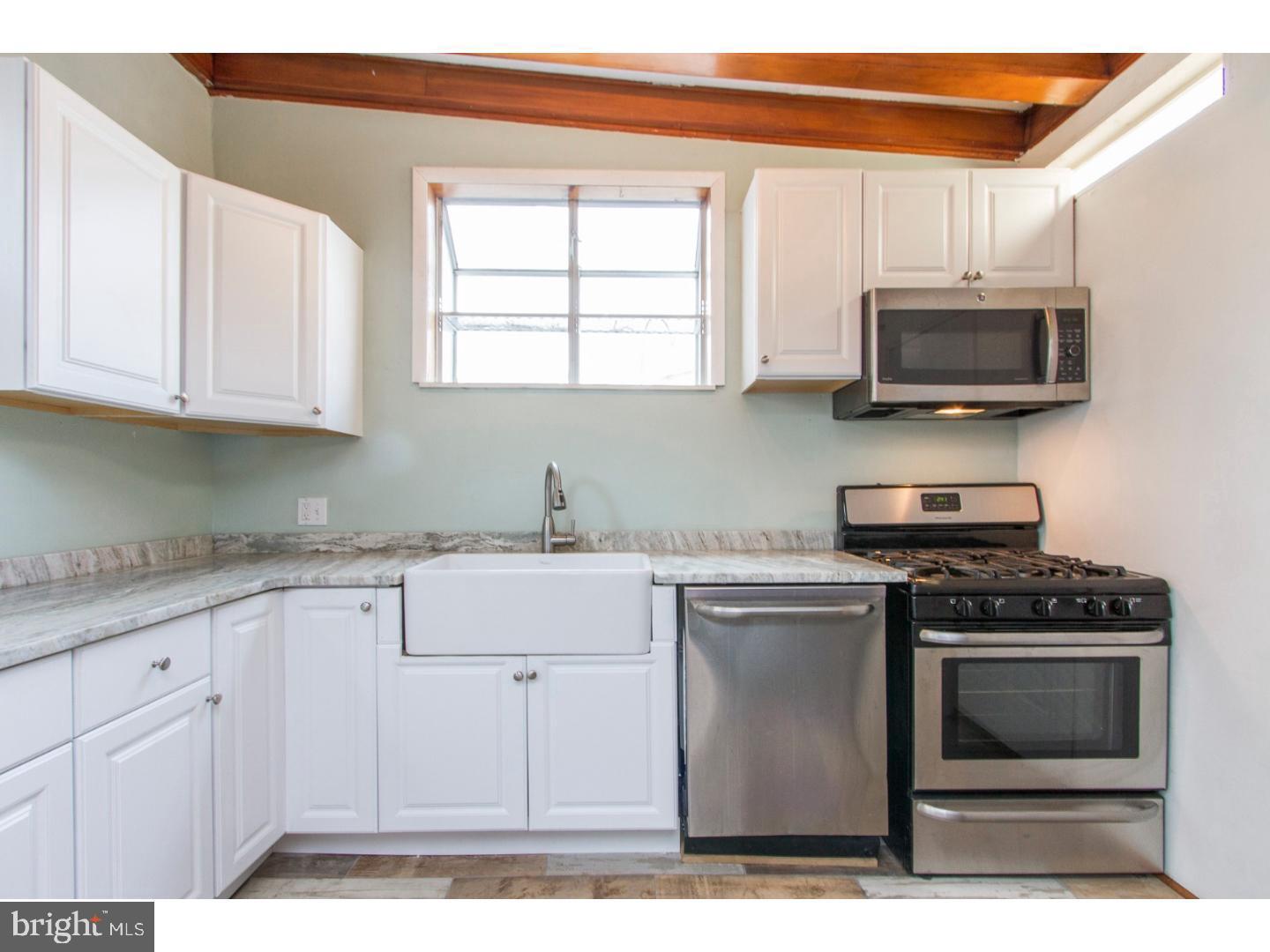 1006 Hope Street Philadelphia, PA 19123 - Photo 5 of 15