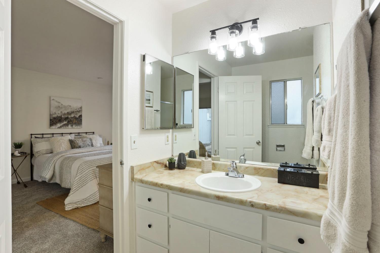 515 Peerless Way, Unit 13 Tracy, CA 95376 - Photo 31 of 41