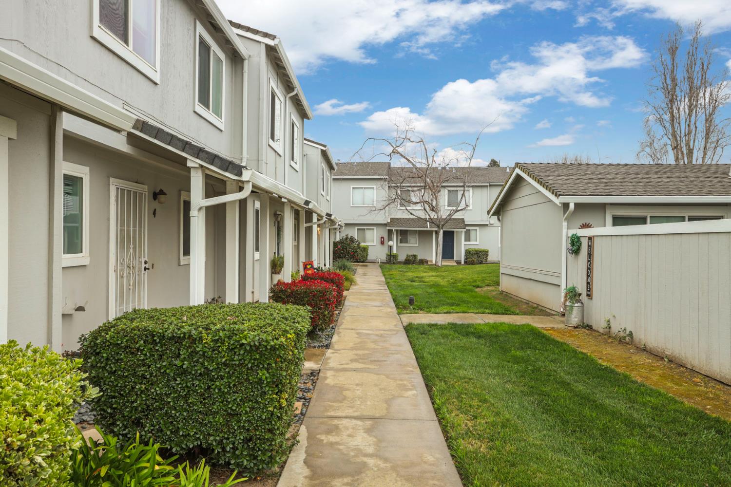 515 Peerless Way, Unit 13 Tracy, CA 95376 - Photo 7 of 41