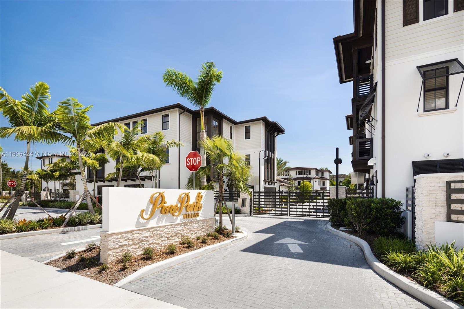 7498 Southwest 100th Street, Unit 8 Pinecrest, FL 33156 - Photo 42 of 61