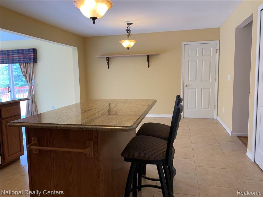 2856 Manorwood Road Troy, MI 48085 - Photo 9 of 22 IMG_1014.JPG