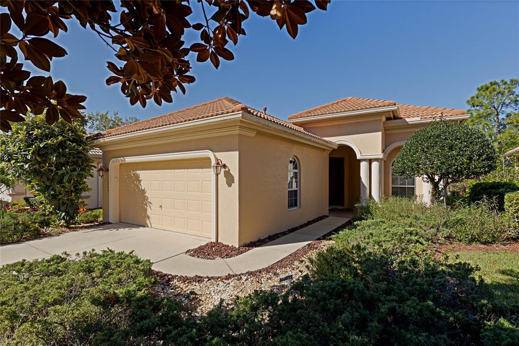 1203 West Diamond Shore Loop Hernando, FL 34442 - Photo 1 of 40