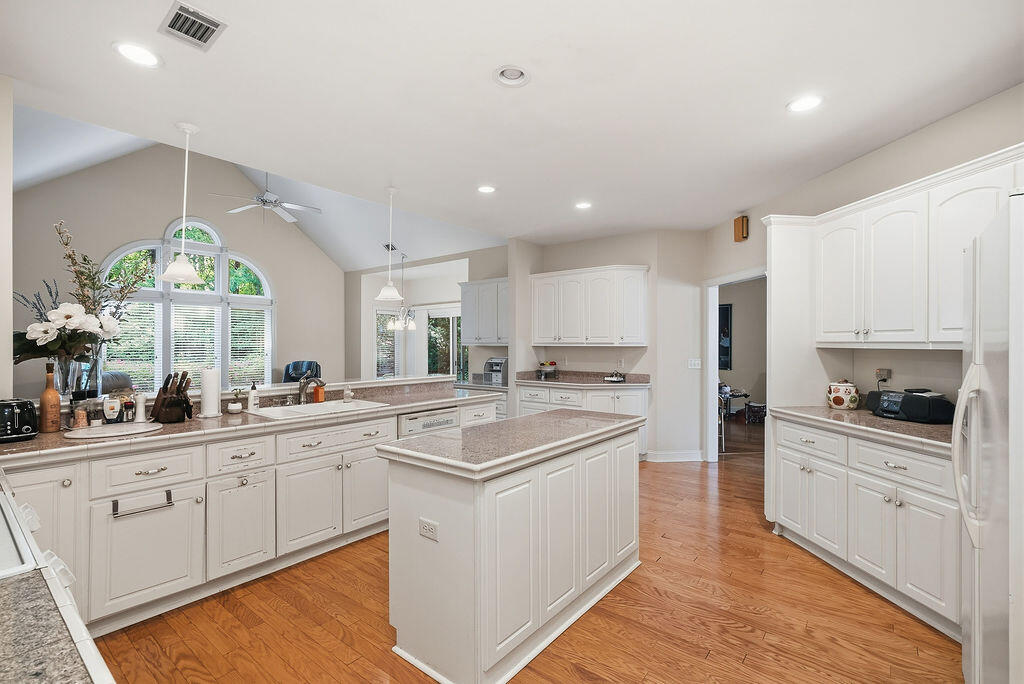259 Forest Pines Road Aiken, SC 29803 - Photo 14 of 38