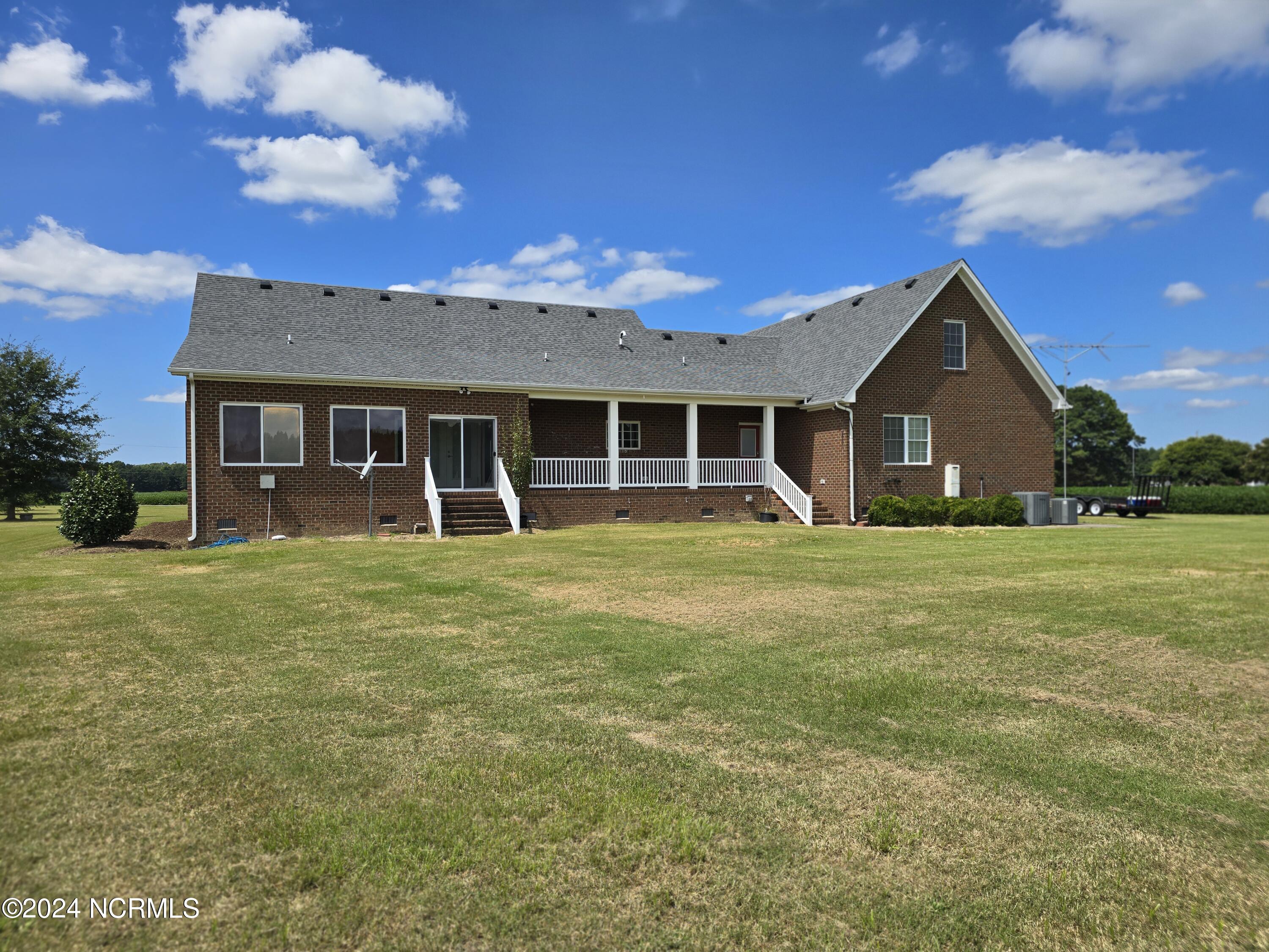 280 Turnpike Road Belvidere, NC 27919 - Photo 4 of 23 Back View