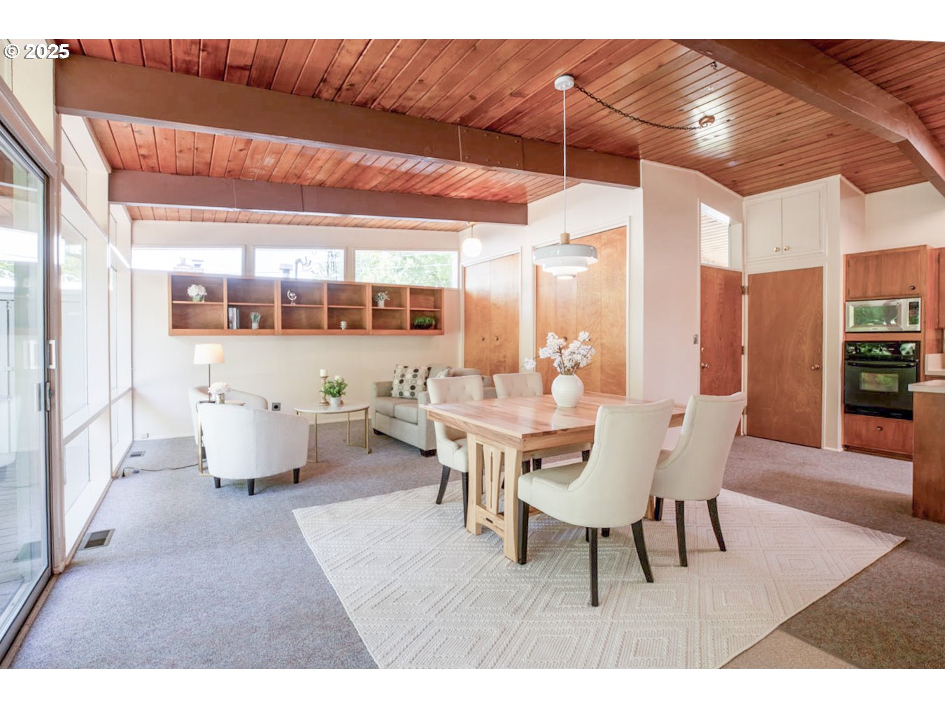 1439 Barton Street Eugene, OR 97404 - Photo 11 of 30 a dining room with furniture and wooden floor