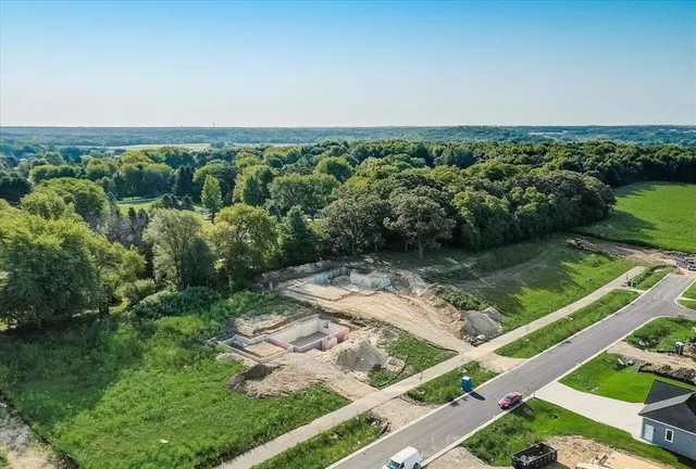 $114,900 | L434 Bear Tree, DeForest, WI 53532