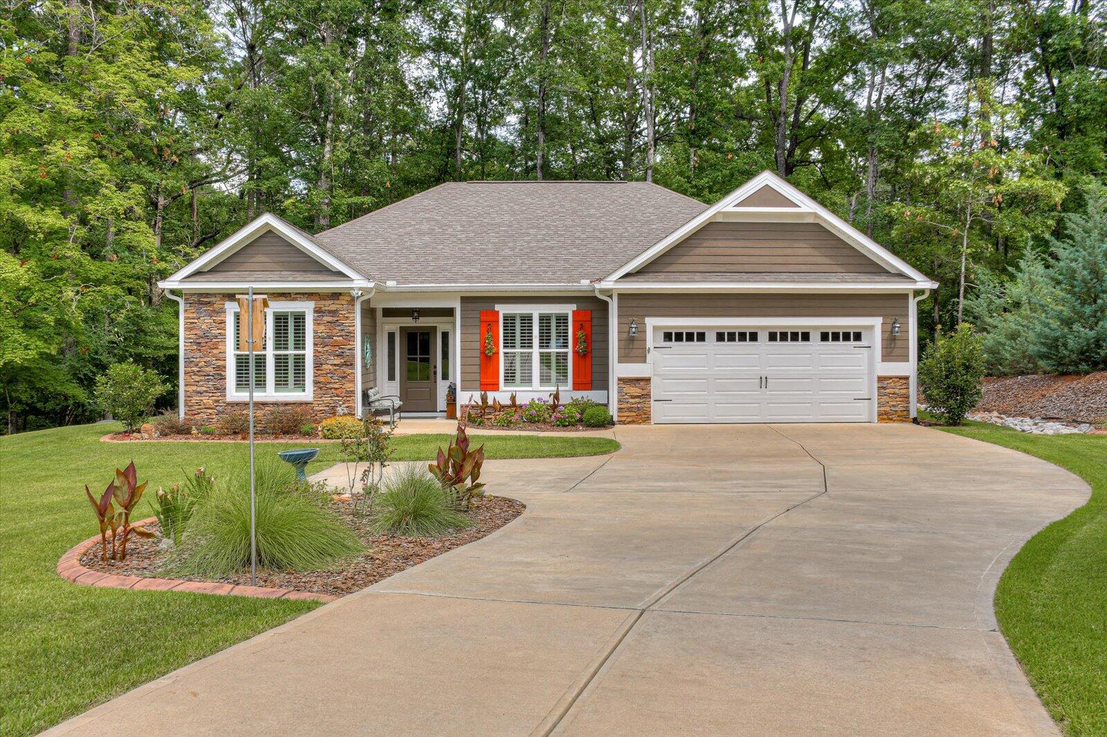 203 Elk Point McCormick, SC 29835 - Photo 2 of 48 04-104