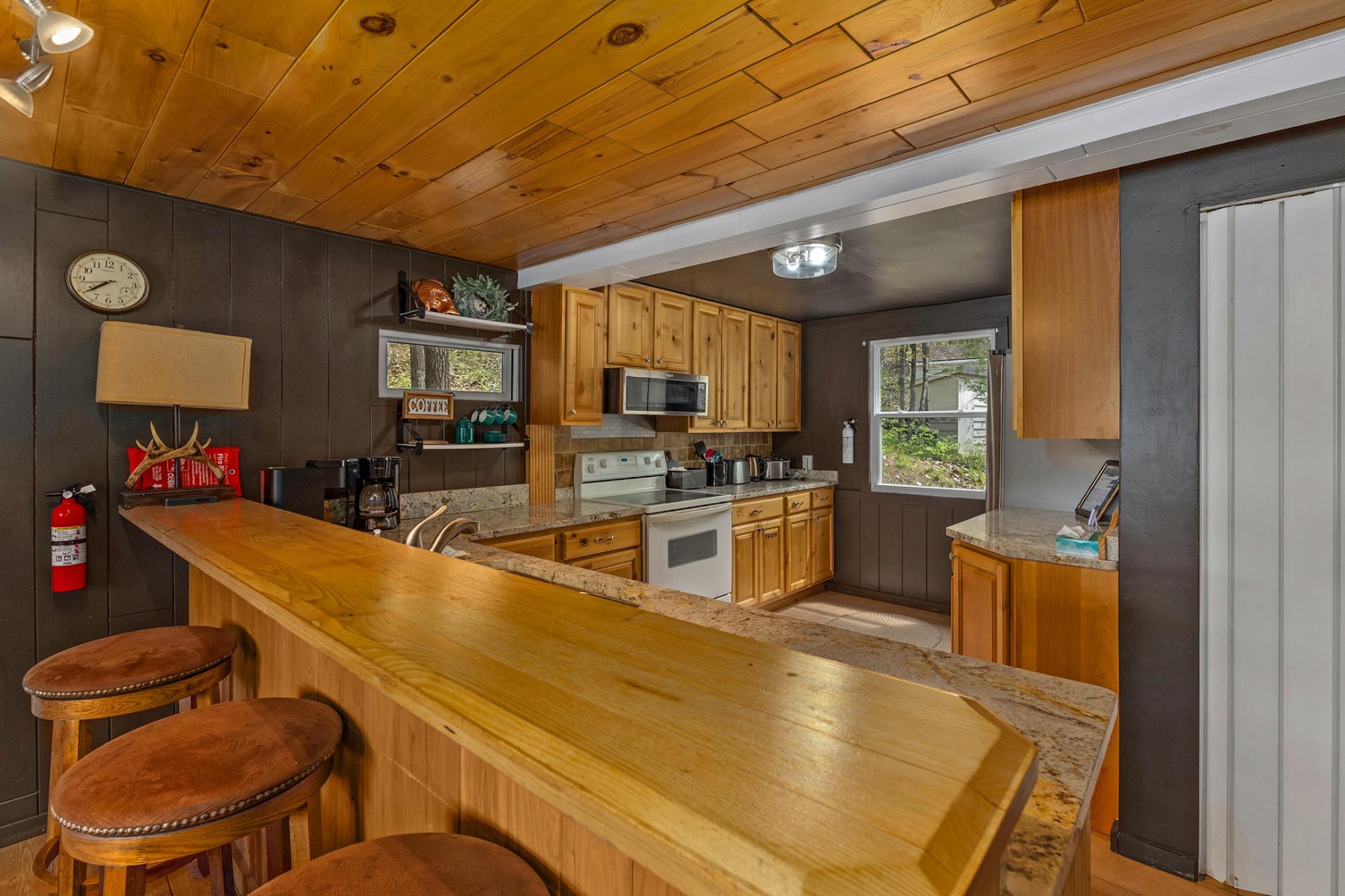 6785 Bluejay Lane Rhinelander, WI 54501 - Photo 7 of 37 Gallery Image 7