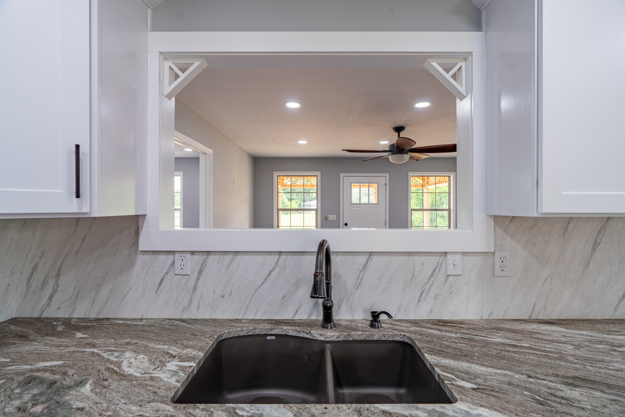 139 Duck Pond Road Sparta, TN 38583 - Photo 8 of 30 Gallery Image 8