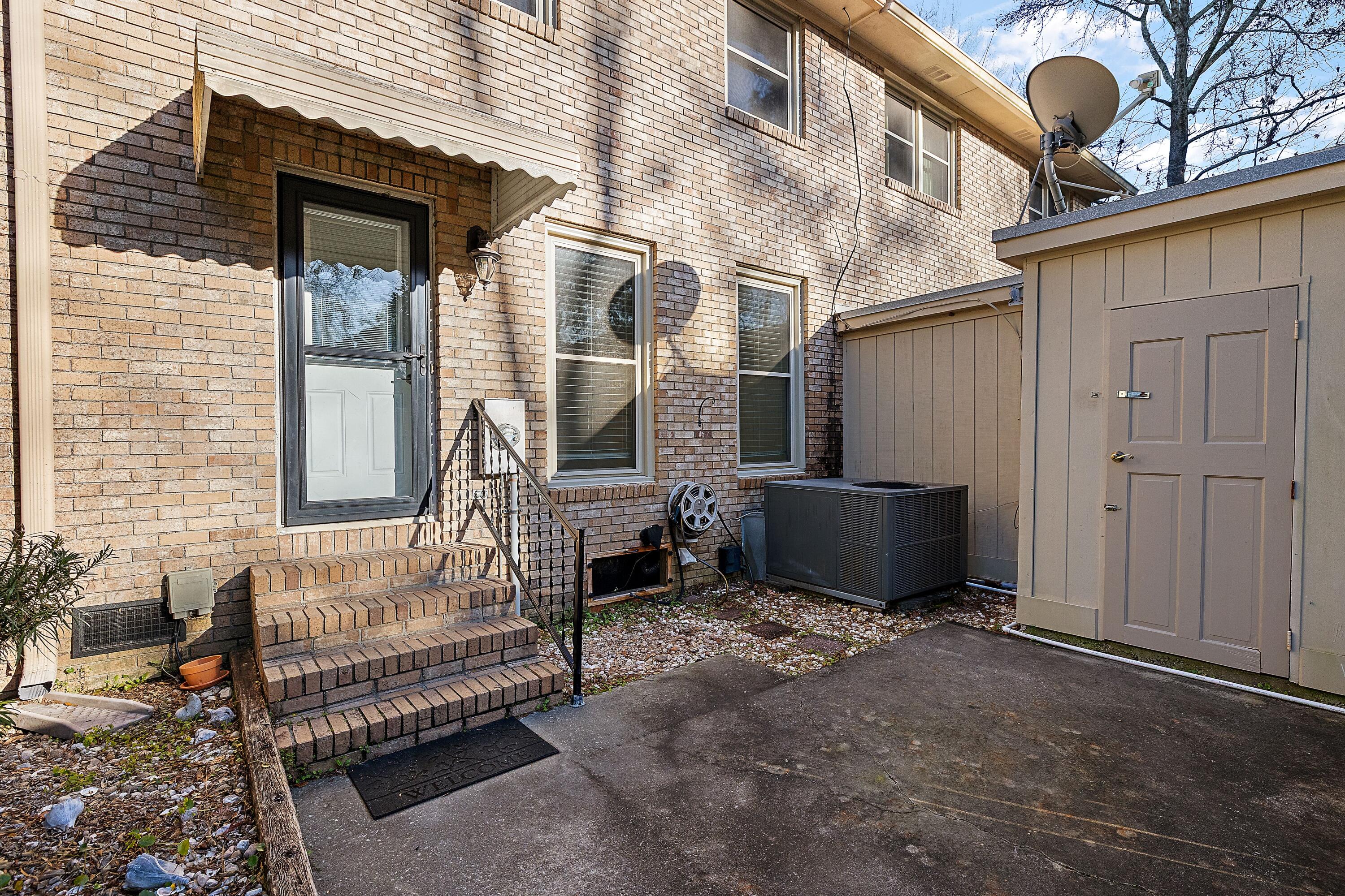 963 Cottingham Drive Mount Pleasant, SC 29464 - Photo 16 of 17 BN0A0810