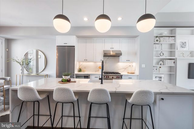 $1,078,000 | 426 M Street Northwest, Unit J, Washington, DC 20001