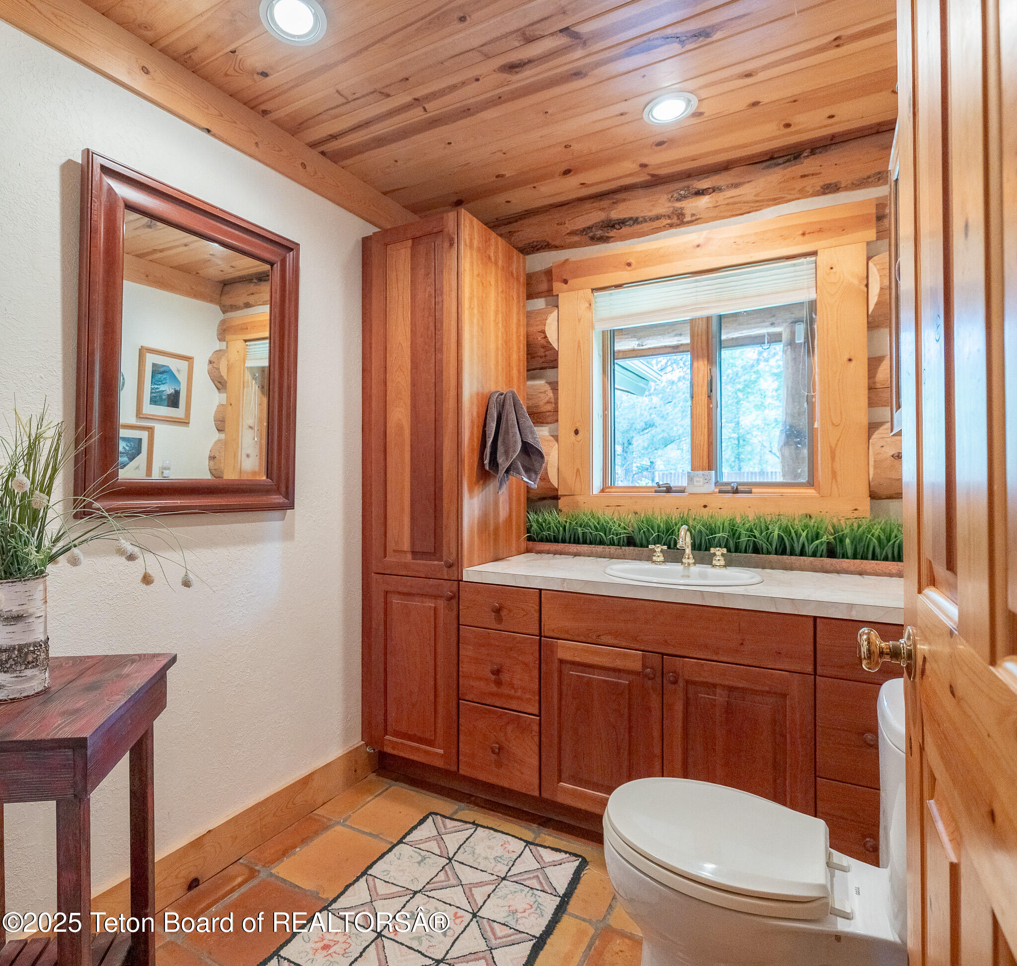 3760 Moose Wilson Road Wilson, WY 83014 - Photo 15 of 30 Powder Room