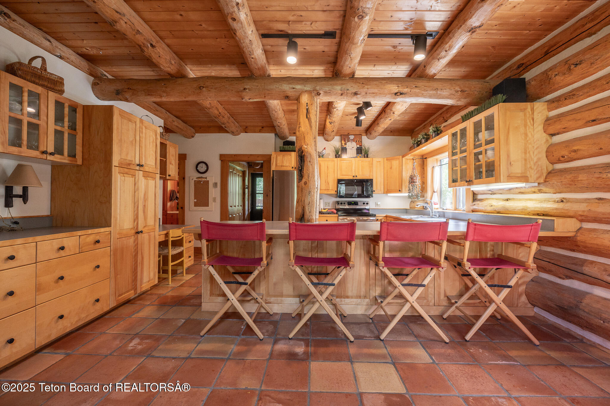 3760 Moose Wilson Road Wilson, WY 83014 - Photo 7 of 30 Eat-in Kitchen
