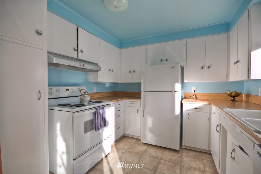 944 Walnut Street Edmonds, WA 98020 - Photo 14 of 18 Gallery Image 14