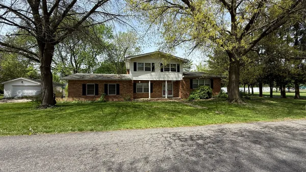 $295,000 | 203 South Whitehead Street, Tolono, IL 61880