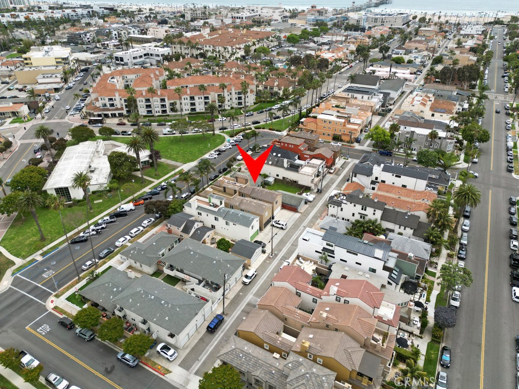 513 Pecan Avenue Huntington Beach, CA 92648 - Photo 46 of 46 an aerial view of residential houses with outdoor space