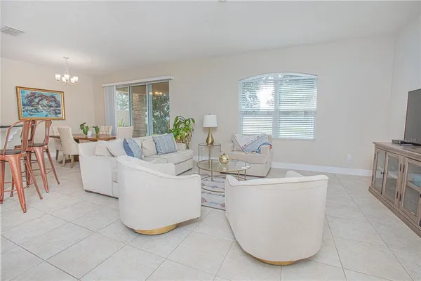 $3,250 | 10665 Belfry Circle, Orlando, FL 32832