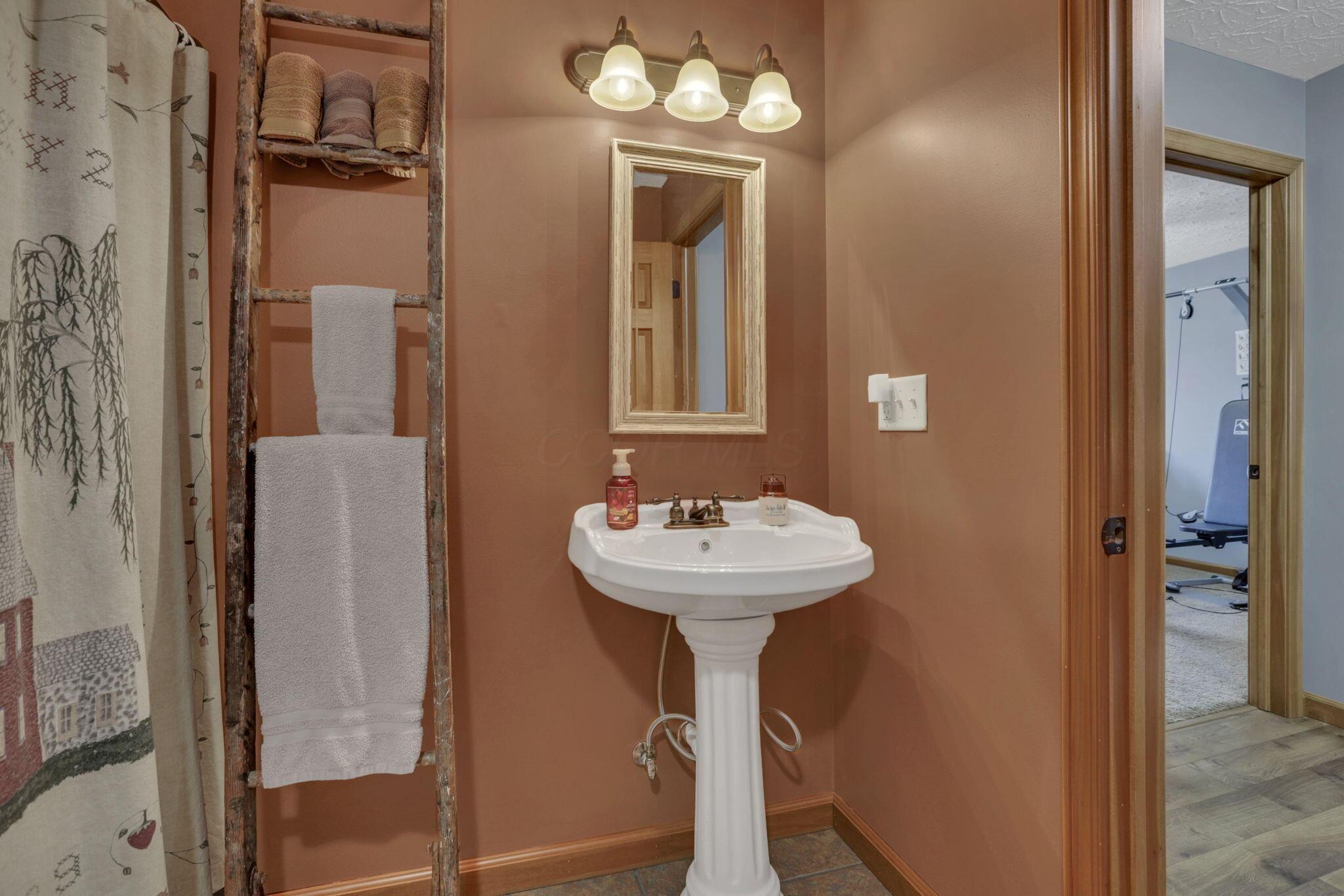 2057 Fout Road, Unit 3 Frankfort, OH 45628 - Photo 36 of 55 35-web-or-mls-IMG_9884