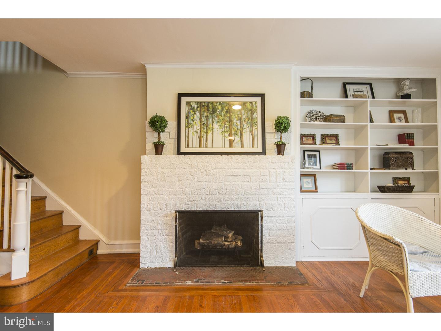 8243 Brookside Road Elkins Park, PA 19027 - Photo 2 of 25 Living Room