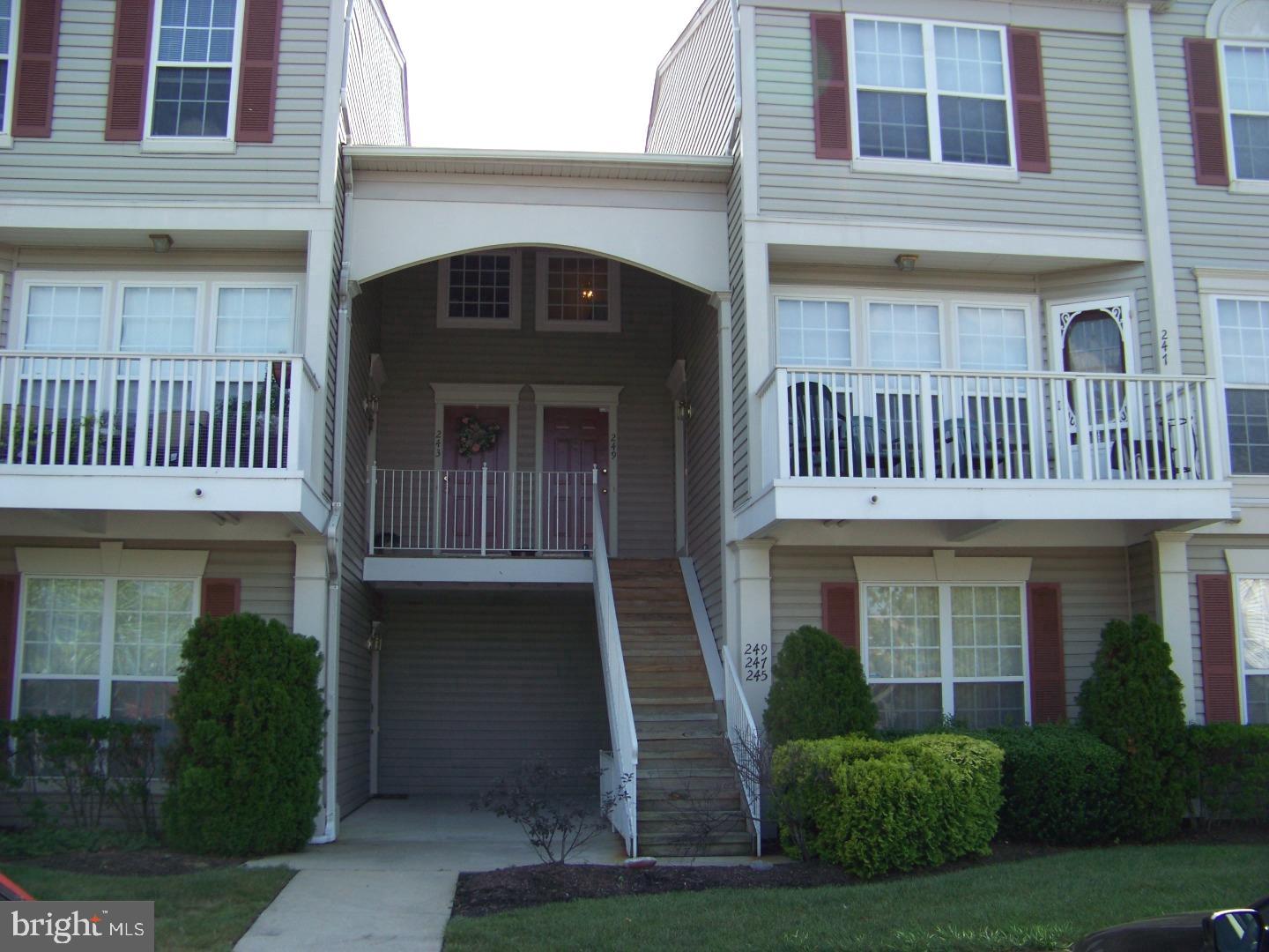 249 Rosebay Court Delran, NJ 08075 - Photo 1 of 16 a front view of a house with garden
