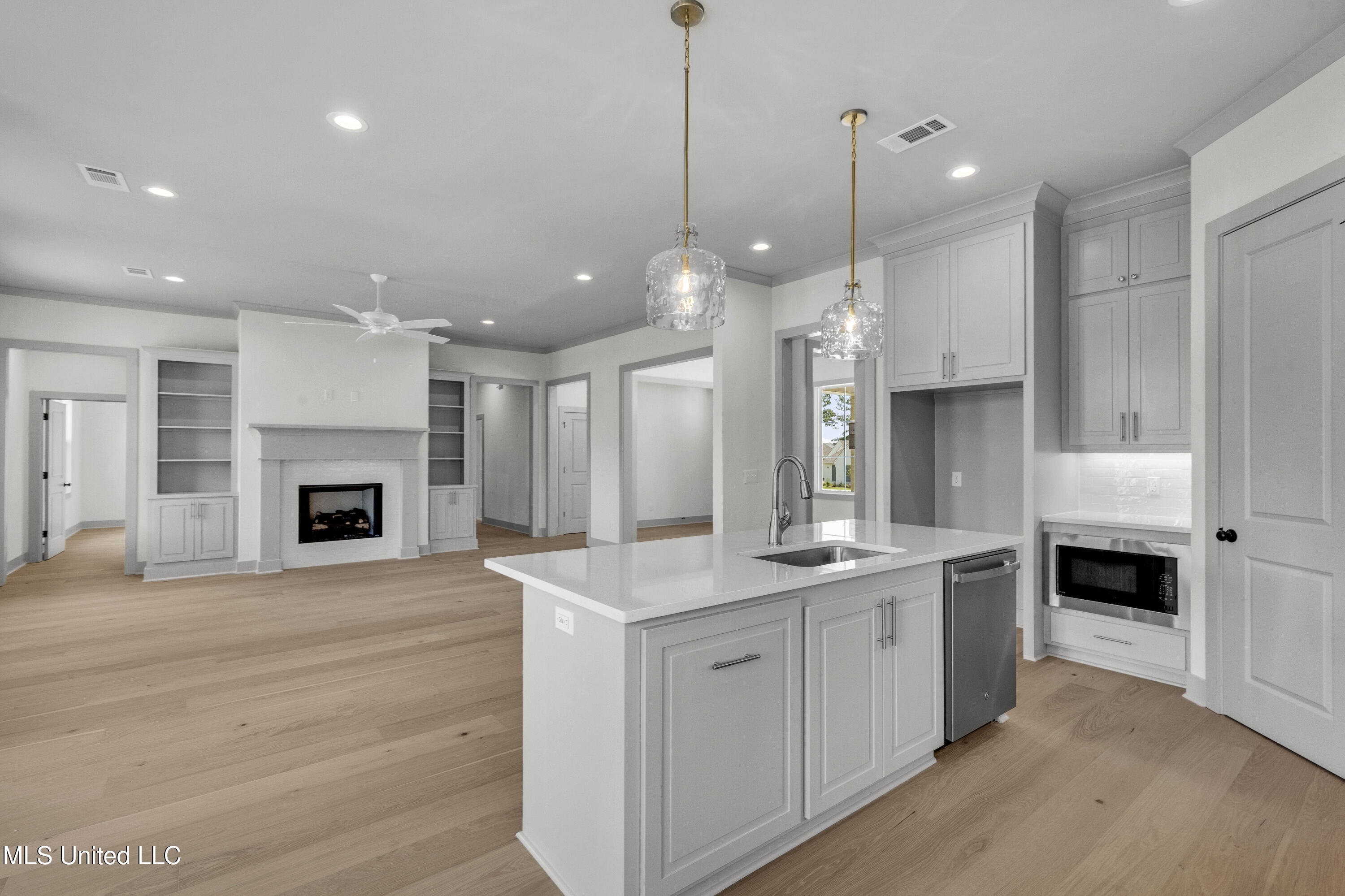 353 Wellstone Place, Unit LOT 129 Madison, MS 39110 - Photo 14 of 44 353 Wellstone Pl-28