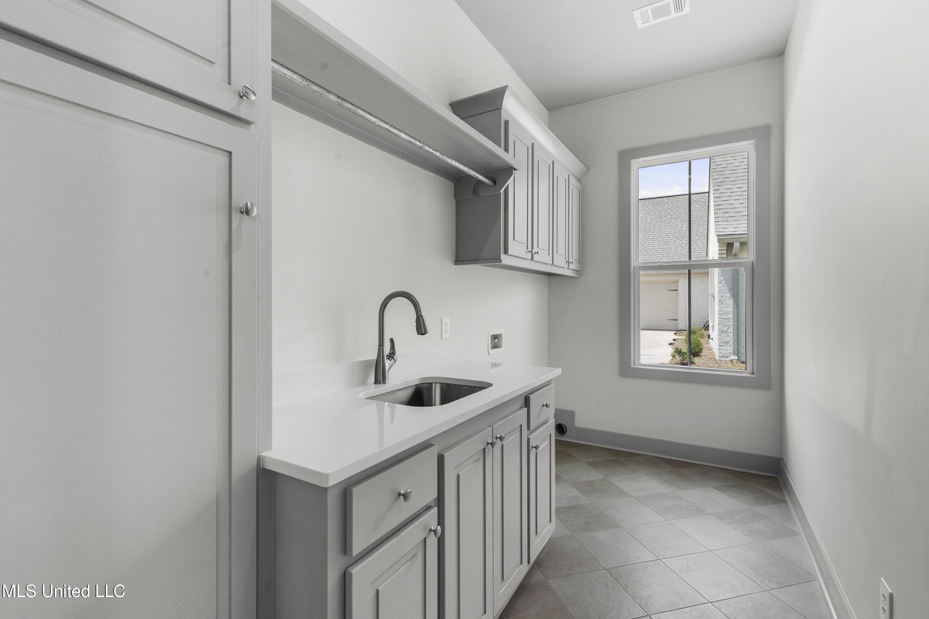 353 Wellstone Place, Unit LOT 129 Madison, MS 39110 - Photo 22 of 44 353 Wellstone Pl-38