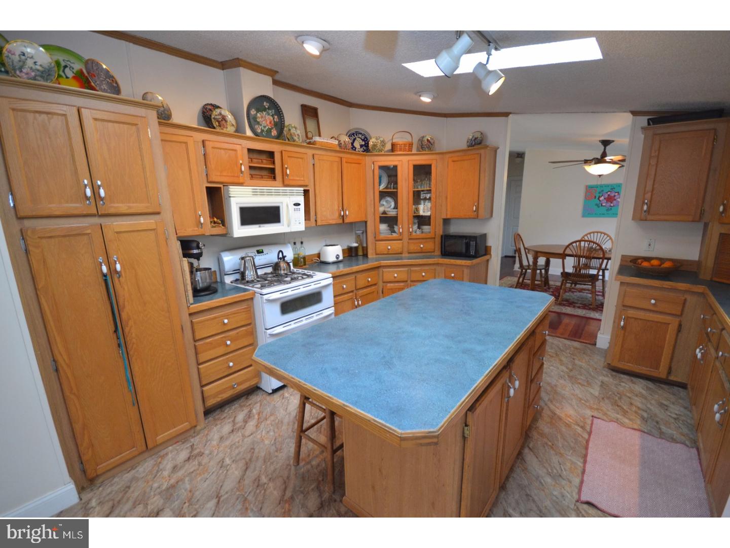 88 Menhaden Road Leesburg, NJ 08327 - Photo 2 of 25 Gallery Image 2