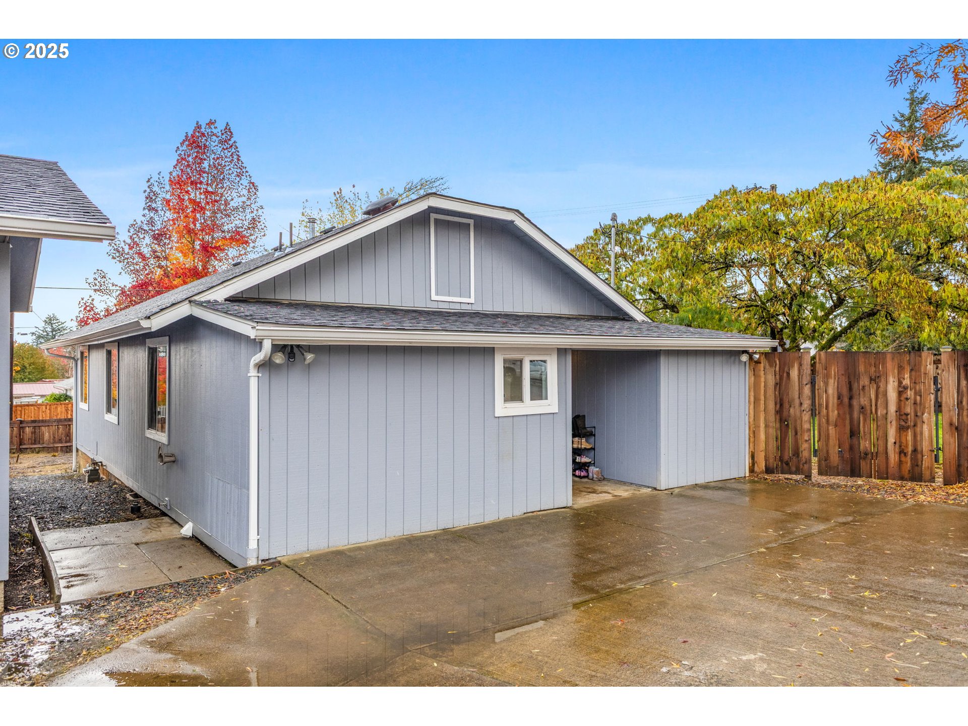 1487 Southwest Fairview Avenue Dallas, OR 97338 - Photo 27 of 34 a view of a house with a outdoor space