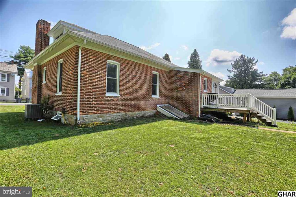 403 Walnut Street Boiling Springs, PA 17007 - Photo 18 of 30 Gallery Image 18