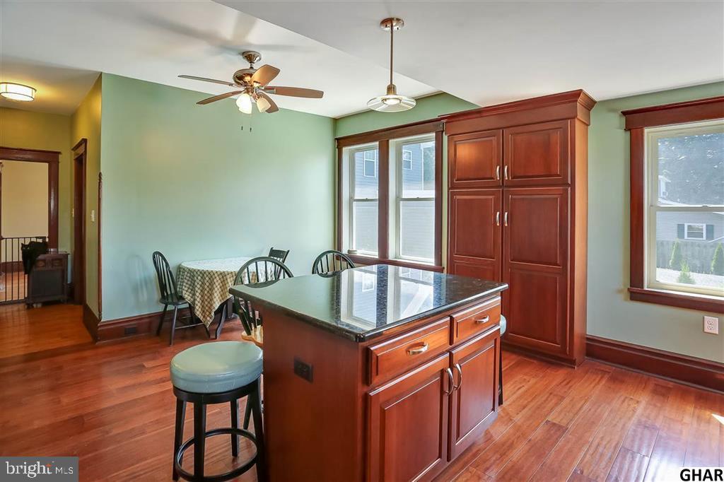 403 Walnut Street Boiling Springs, PA 17007 - Photo 7 of 30 Gallery Image 7