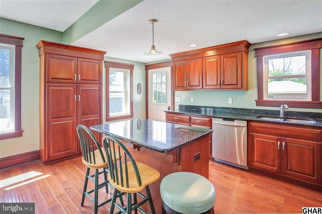 403 Walnut Street Boiling Springs, PA 17007 - Photo 8 of 30 Gallery Image 8