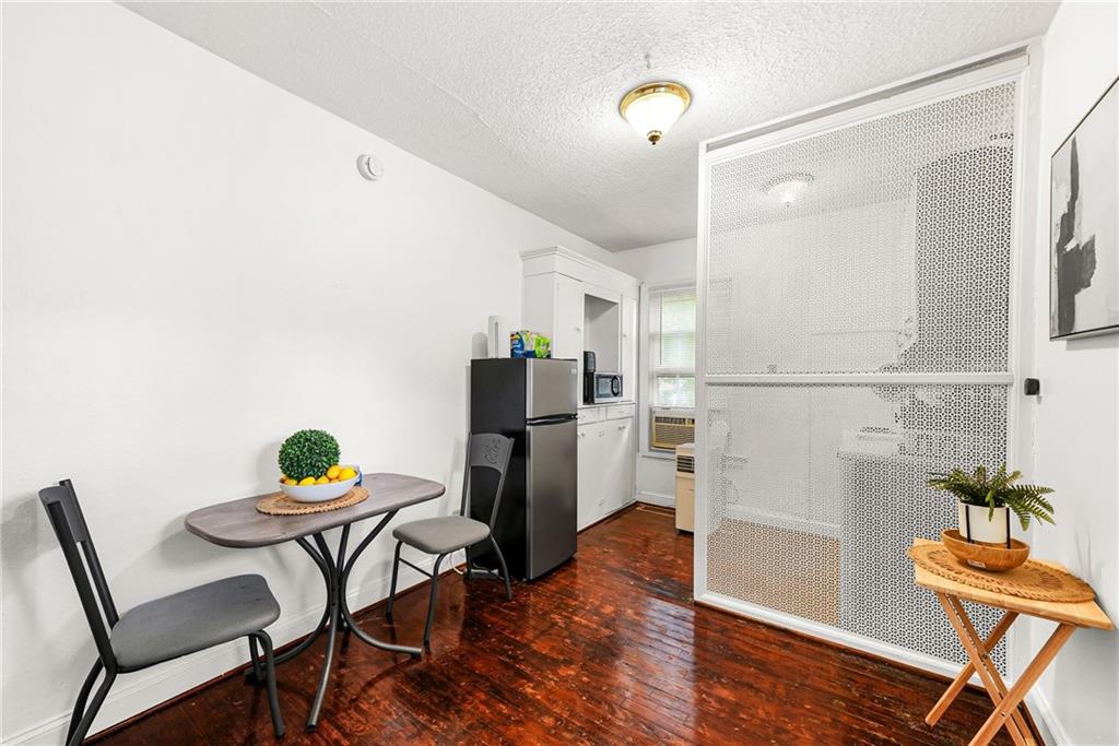 3635 Cantrell Road Northeast, Unit 4 Atlanta, GA 30319 - Photo 4 of 15