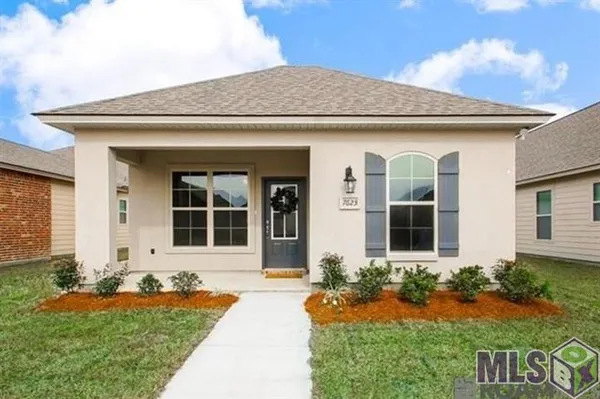 $2,750 | 7623 Waterview Drive, Baton Rouge, LA 70820