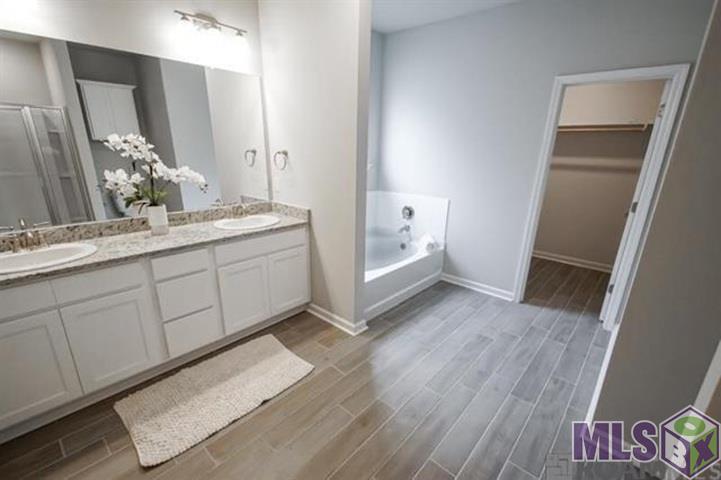 7623 Waterview Drive Baton Rouge, LA 70820 - Photo 5 of 14