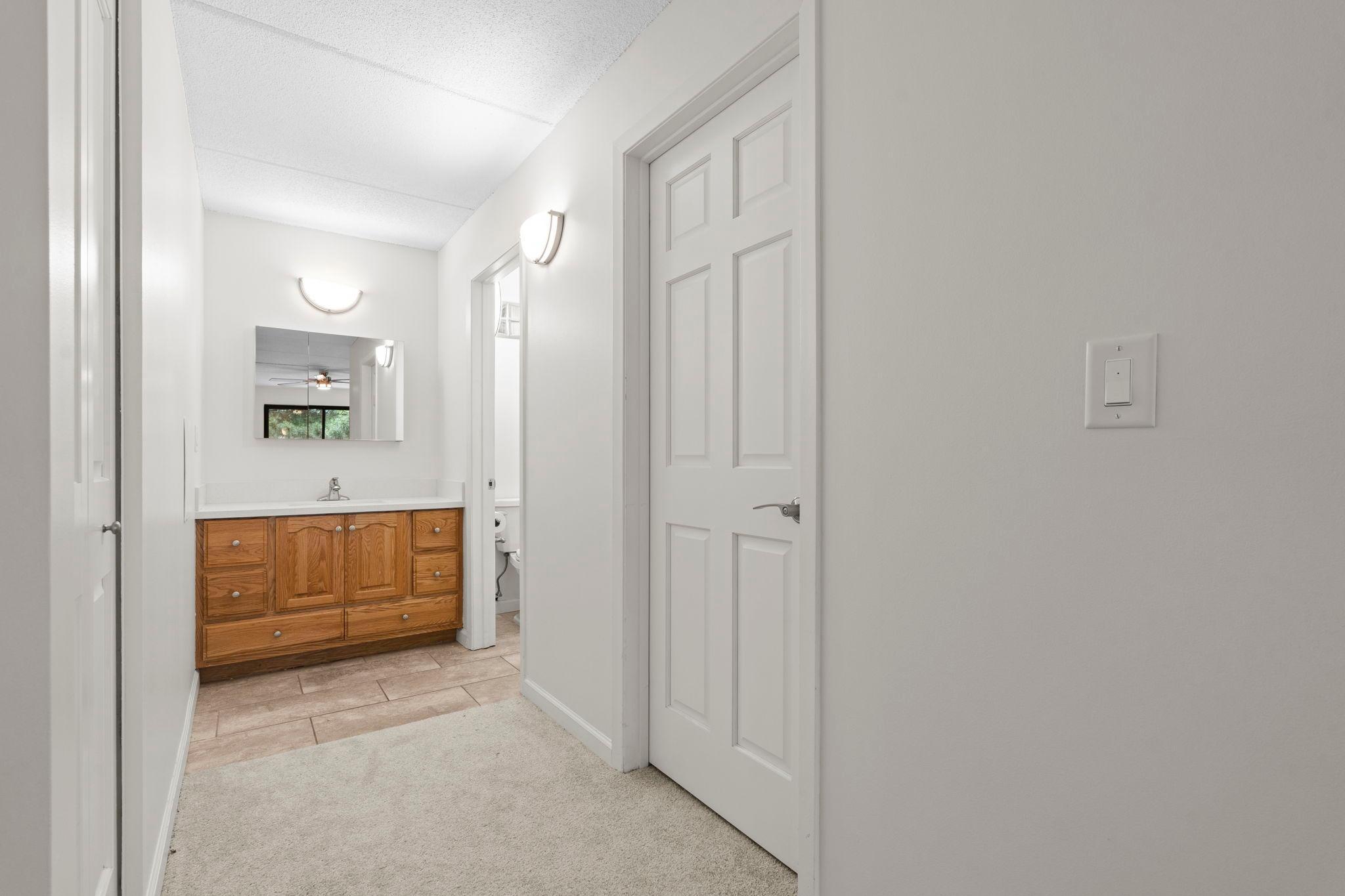 10411 Cedar Lake Road, Unit 419 Minnetonka, MN 55305 - Photo 14 of 58