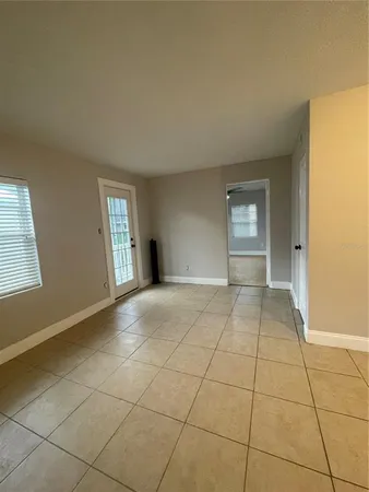$1,700 | 727 Edgewater Drive, Orlando, FL 32804