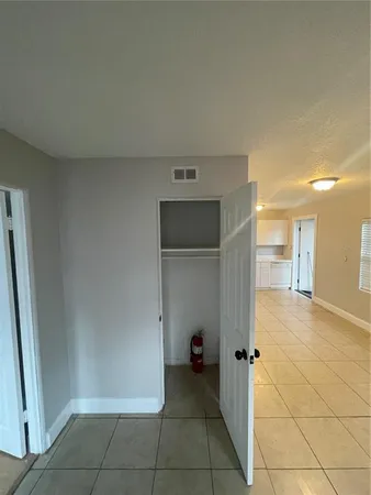 $1,700 | 727 Edgewater Drive, Orlando, FL 32804