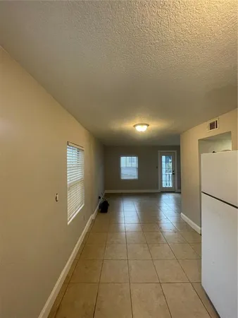 $1,700 | 727 Edgewater Drive, Orlando, FL 32804