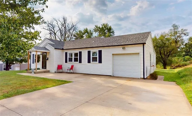 $167,500 | 704 West Burton Street, Nevada, MO 64772