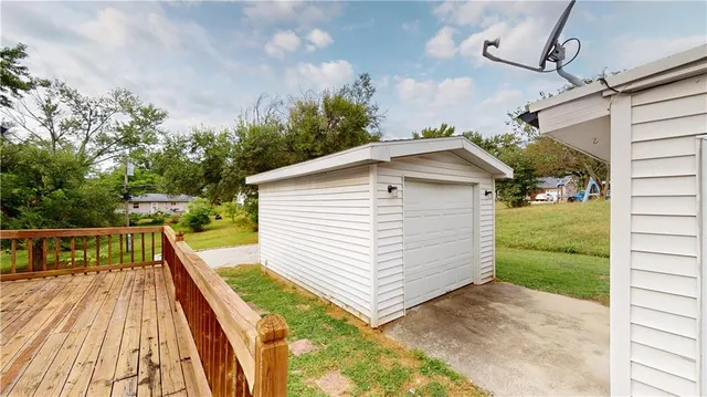 $167,500 | 704 West Burton Street, Nevada, MO 64772