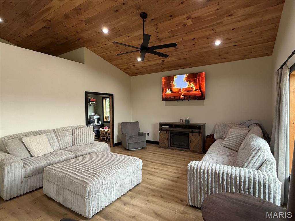 12205 Weber Road Plato, MO 65552 - Photo 11 of 67