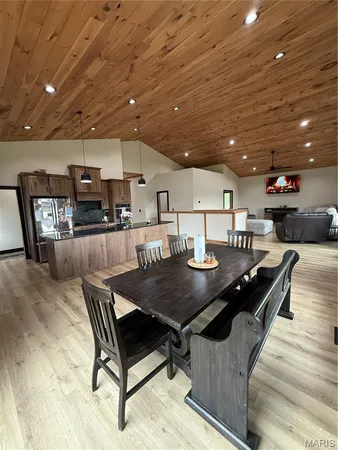 $599,900 | 12205 Weber Road, Plato, MO 65552