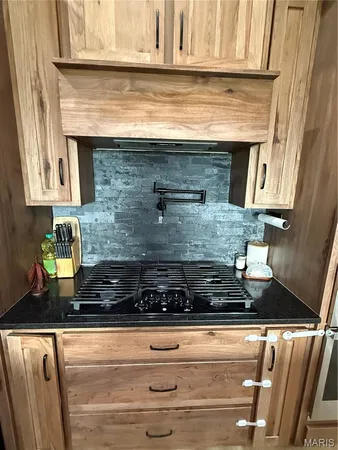 $599,900 | 12205 Weber Road, Plato, MO 65552