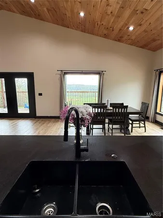 $599,900 | 12205 Weber Road, Plato, MO 65552