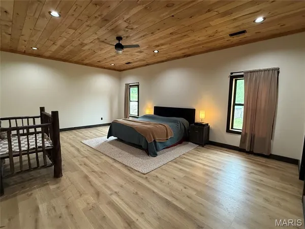$599,900 | 12205 Weber Road, Plato, MO 65552