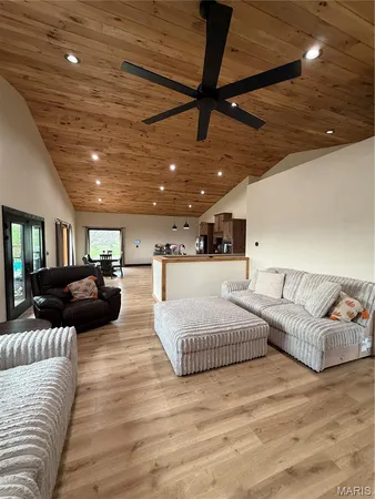 $599,900 | 12205 Weber Road, Plato, MO 65552